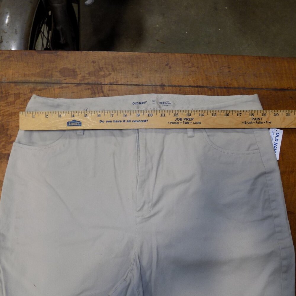 Old Navy Boot Cut Khaki Pants Women’s 16 Tall Beige Career Casual - Picture 6 of 10